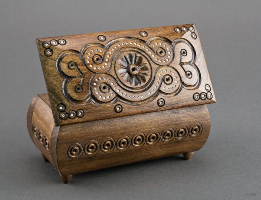 Инкрустация из шпона