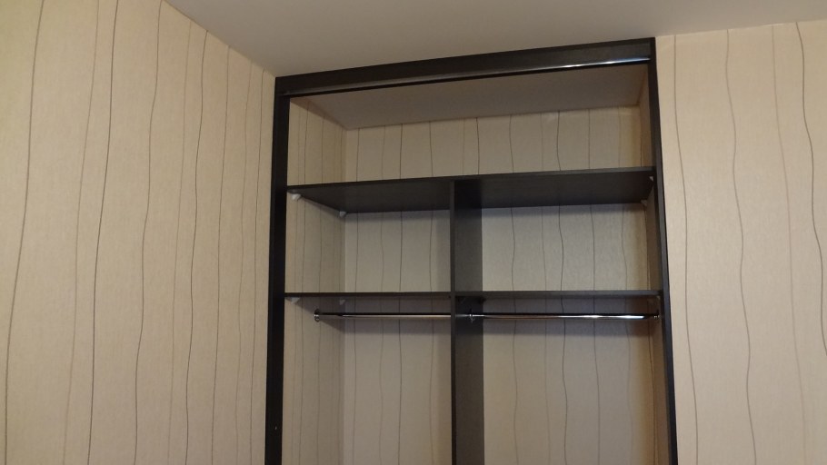 Шкаф в гостиную