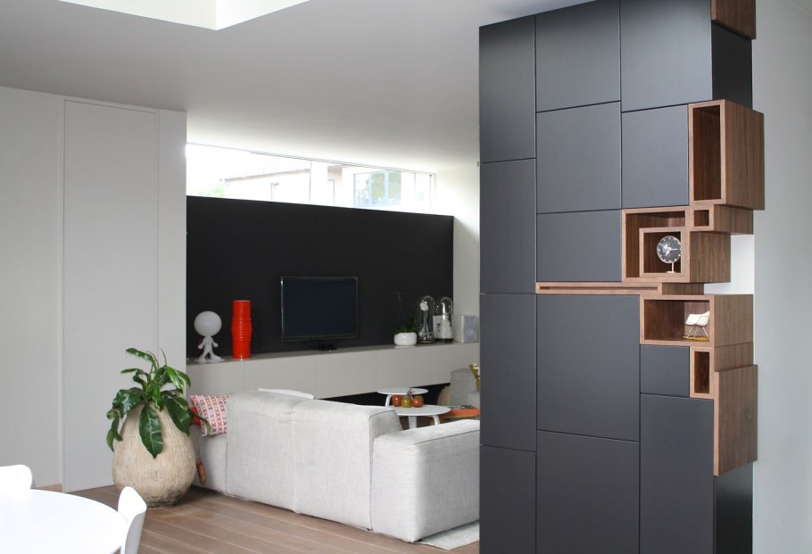 Полка настенная навесная