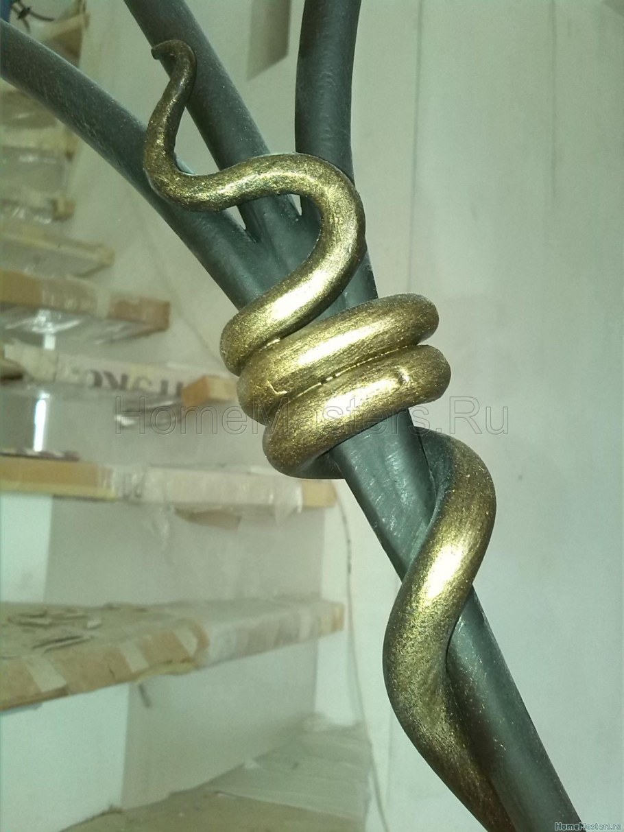 Нанесение патины на металл