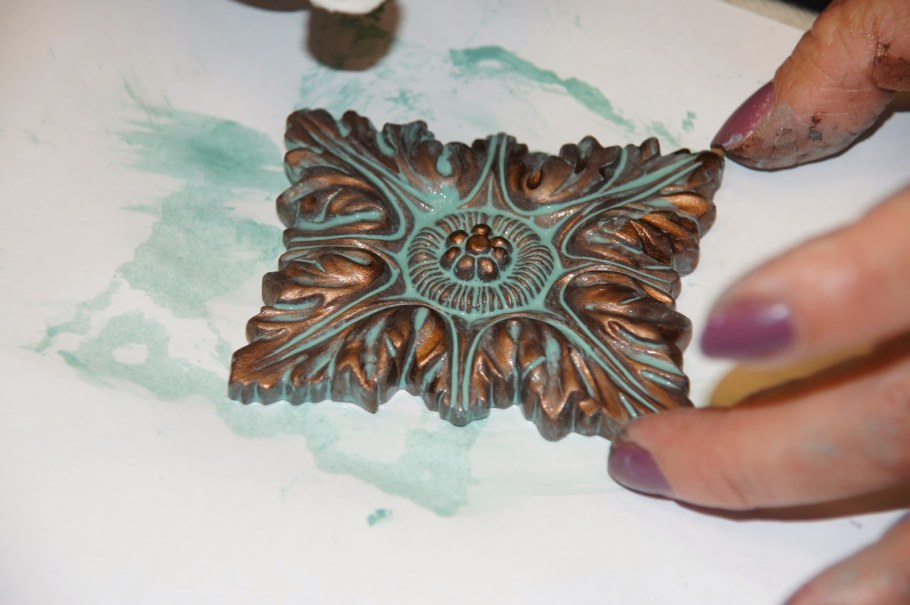 Имитация состаренной бронзы