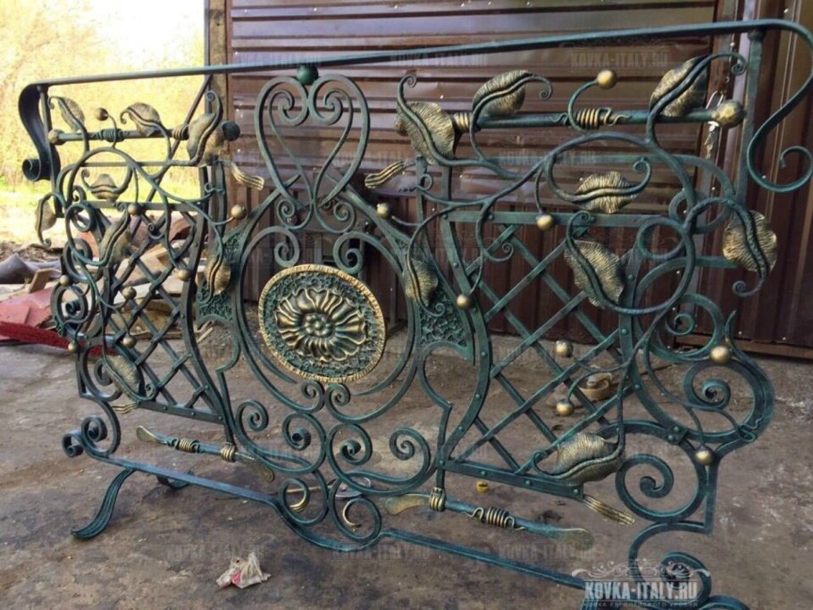 Старинная художественная ковка