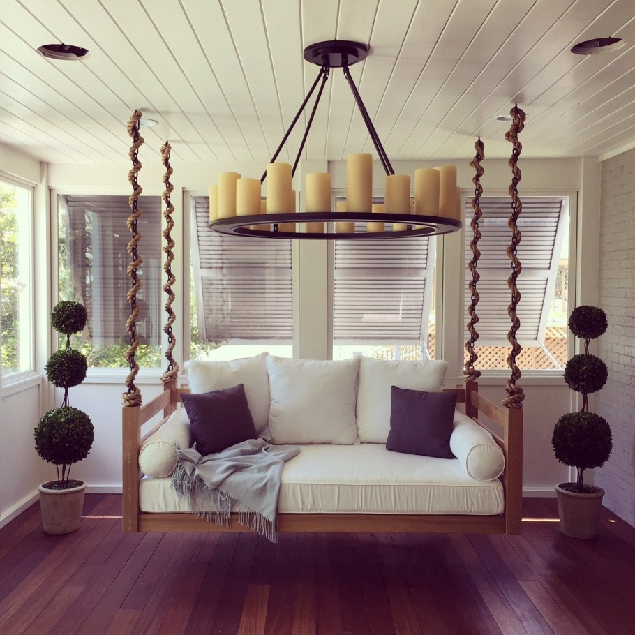 Подвесной диван-качели