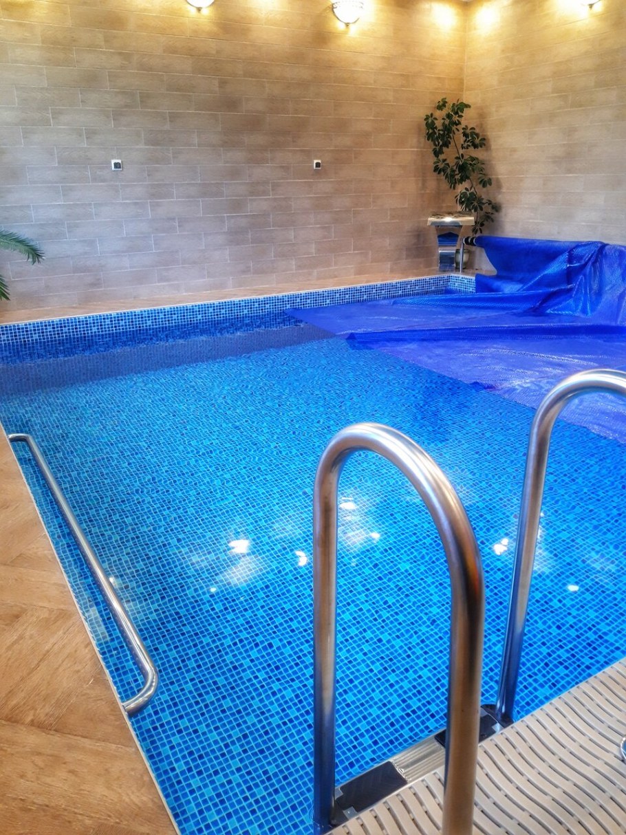 Кристальный бассейн