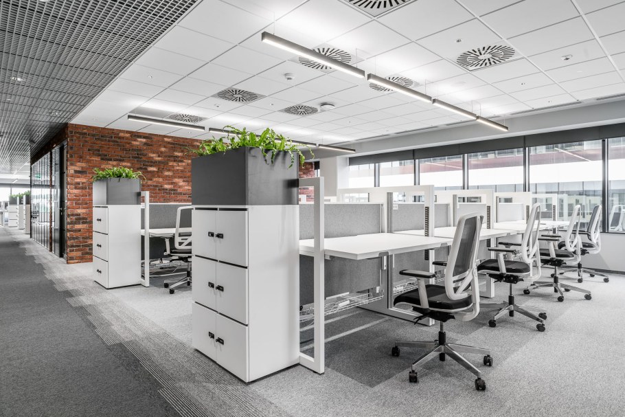 Современный офис опен Спейс