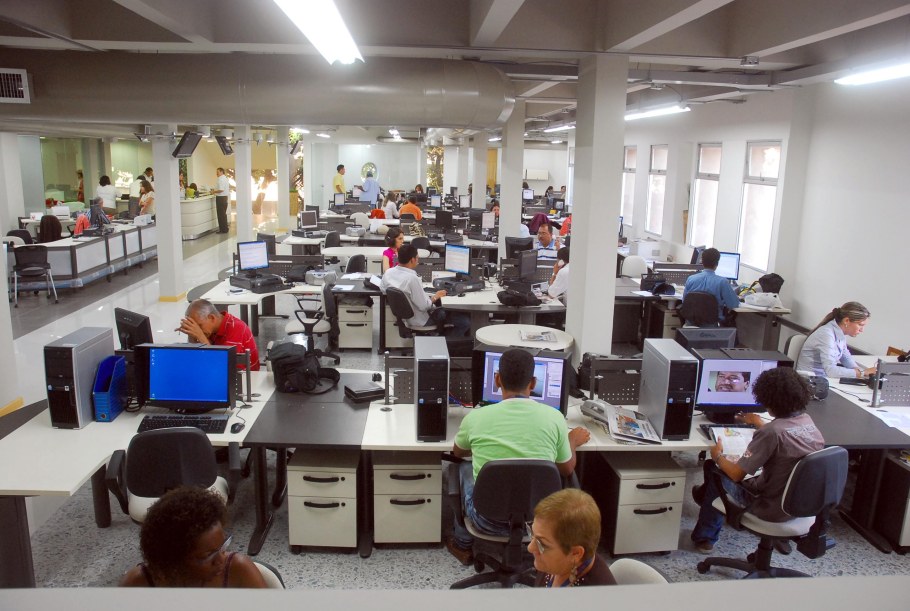 Открытый офис опен Спейс