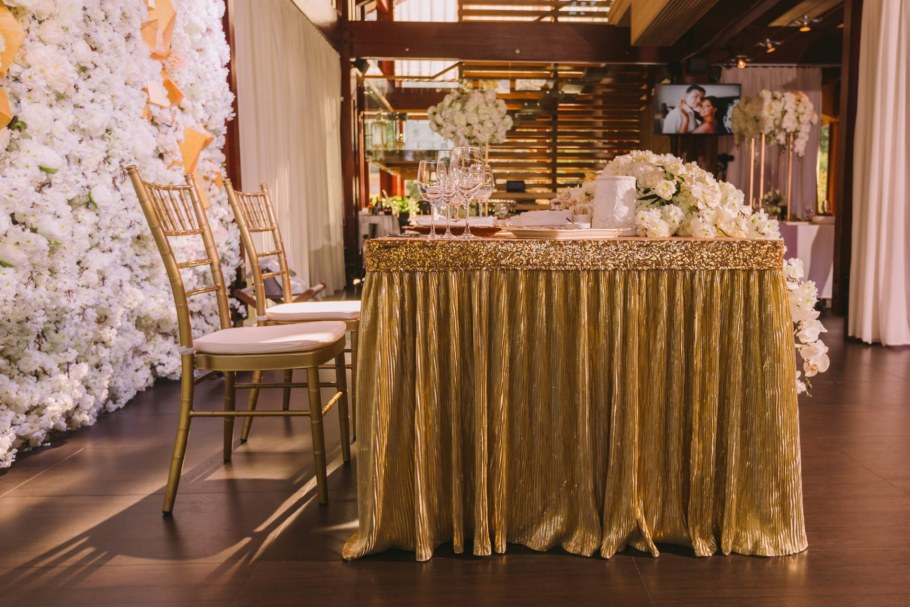 Декор свадьбы в золотом цвете