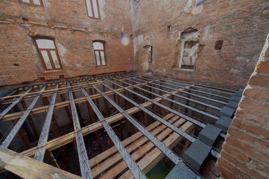 Реконструкция деревянных перекрытий