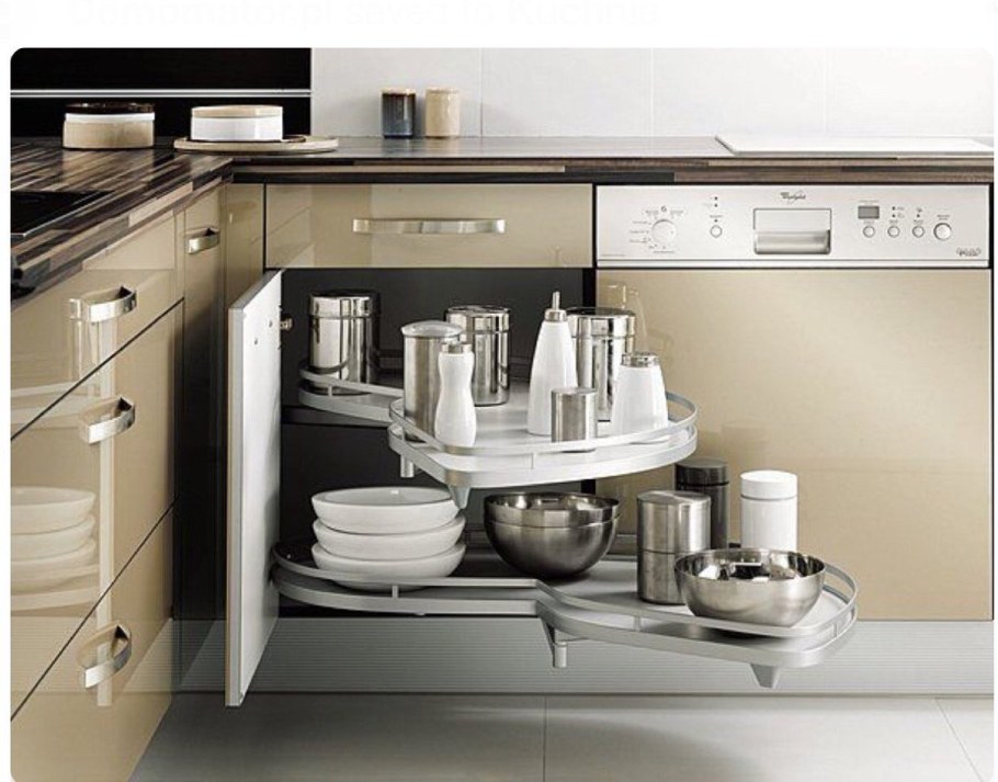 Сиреневые стены на кухне