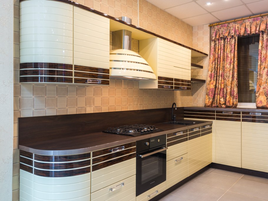 Красивая кухонная мебель