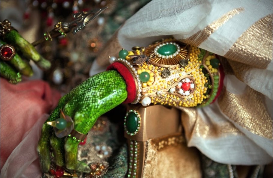 Текстильная лягушка Ларисы Садаковой