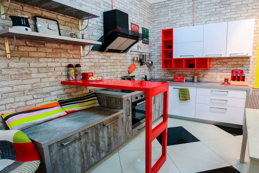 Дизайнерские интерьеры салона штор