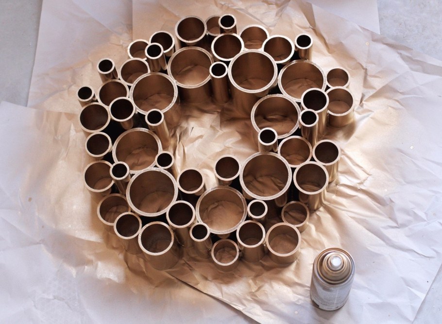 Декор из картонных труб