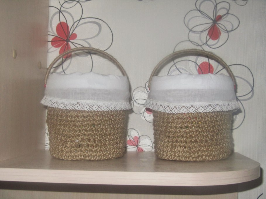 Корзина из пластикового ведра