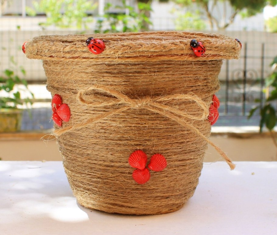 Цветочный горшок шпагатом