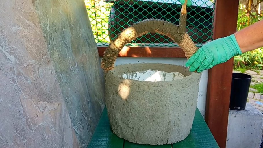 Дырявые ведра на даче