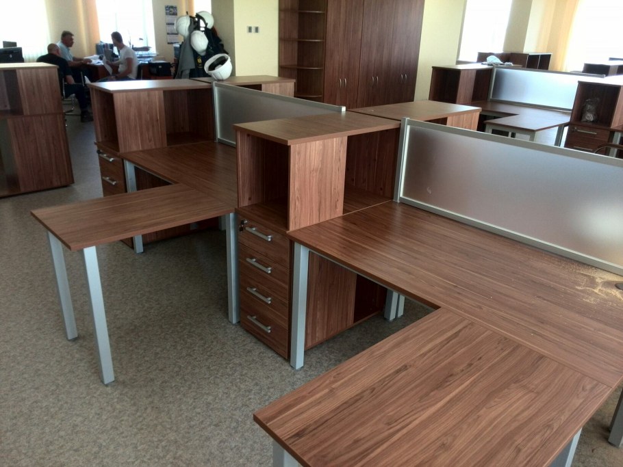 Офисная мебель на Озоне