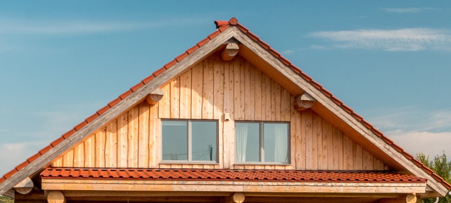 Декоративный фронтон