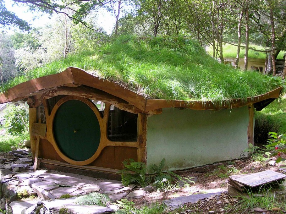 Домик Хоббита овощехранилище