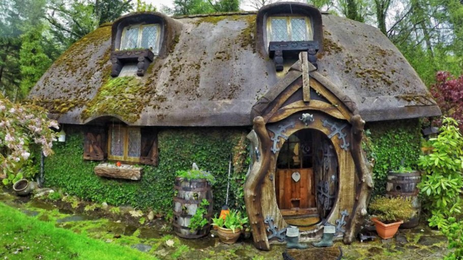 ЭКОДОМ Саймона Дейла жилище Хоббита