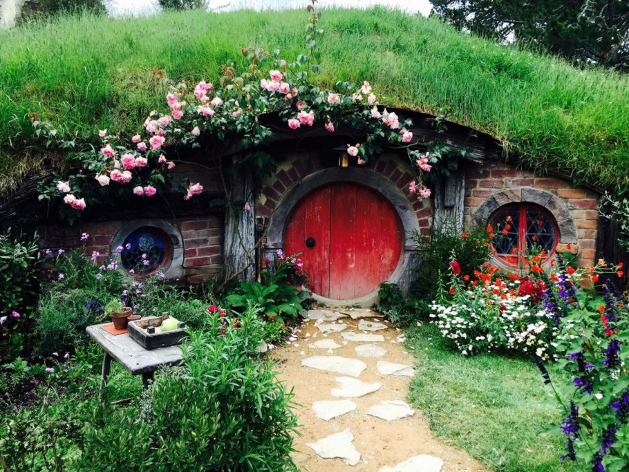 Саймон Дейл дом Хоббита