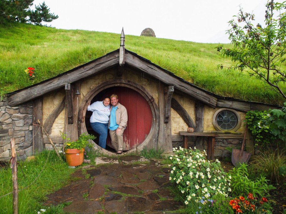 Новая Зеландия Хоббитон дом Бильбо