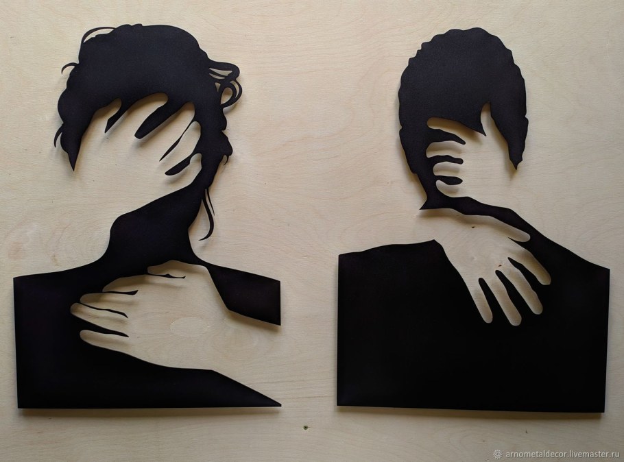 Полка с крючками