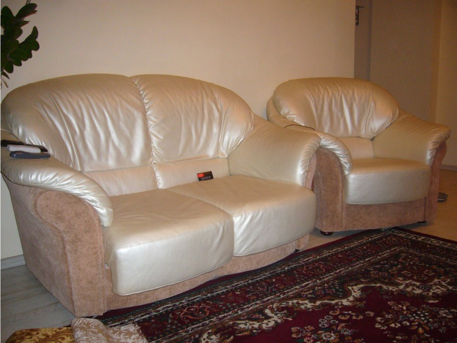 Обшивка мебели на дому