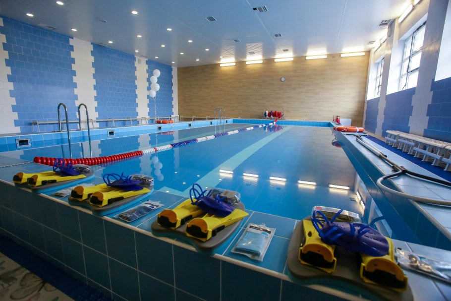 Плавательный бассейн Чолбон