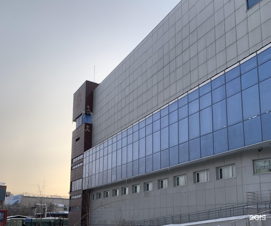 Чолбон в городе Якутске бассейн