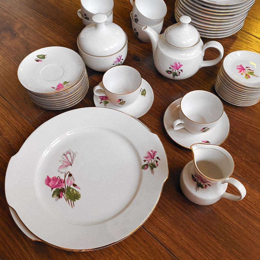 Сервиз Вербилки слива черная