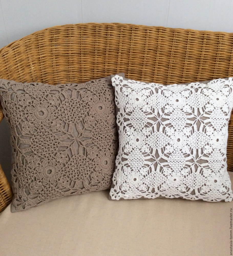 Вязаные подушки