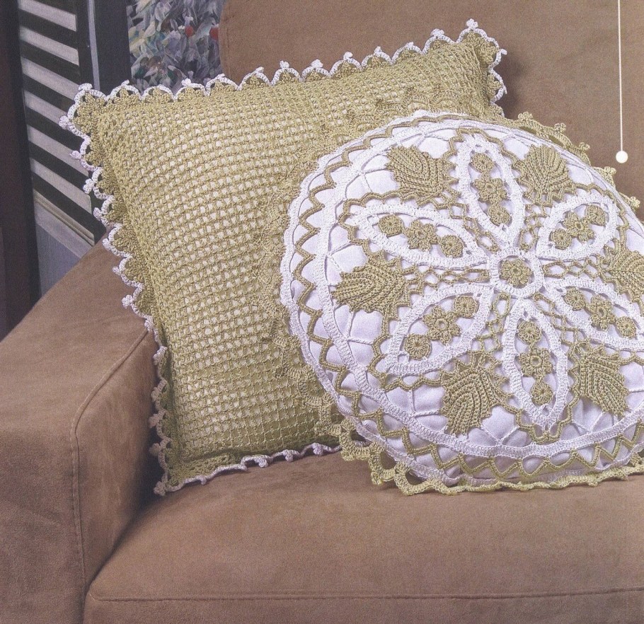 Декоративная подушка крючком