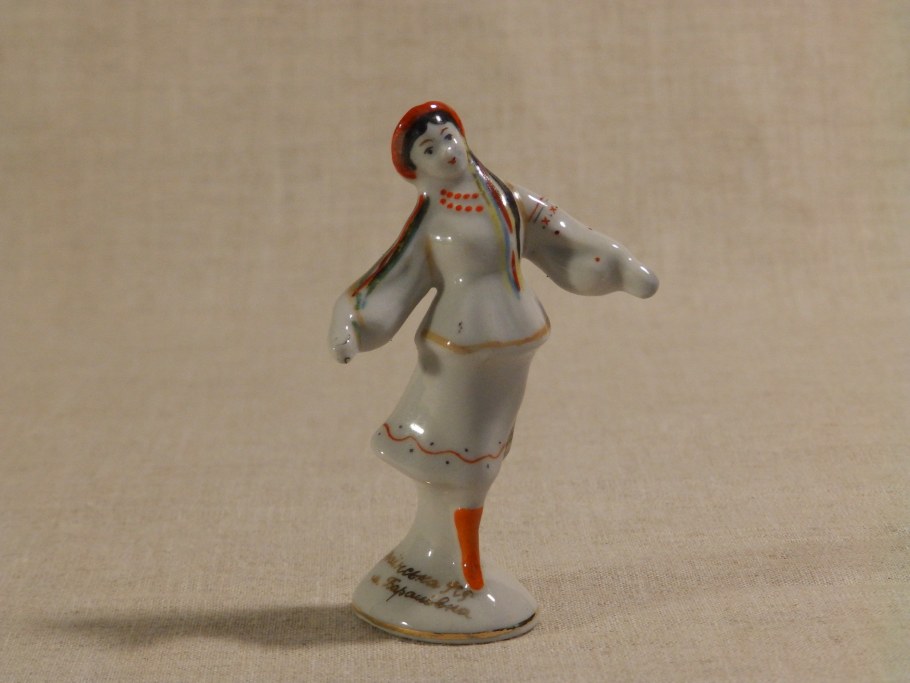 Сливочник с крышкой