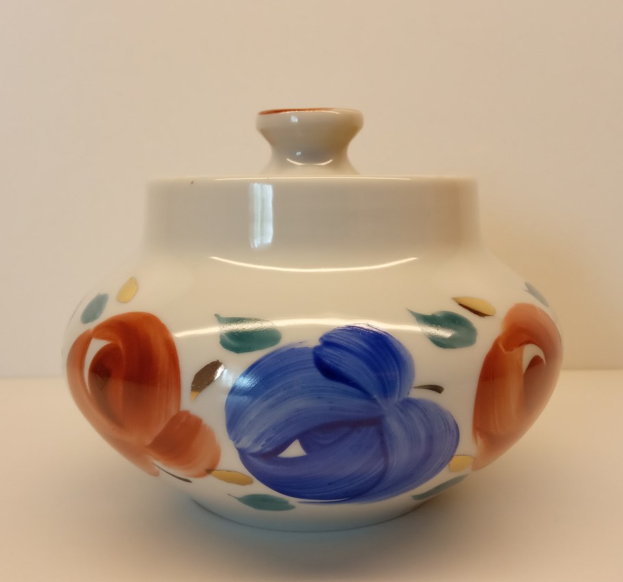 Сахарница фарфор цветы СССР