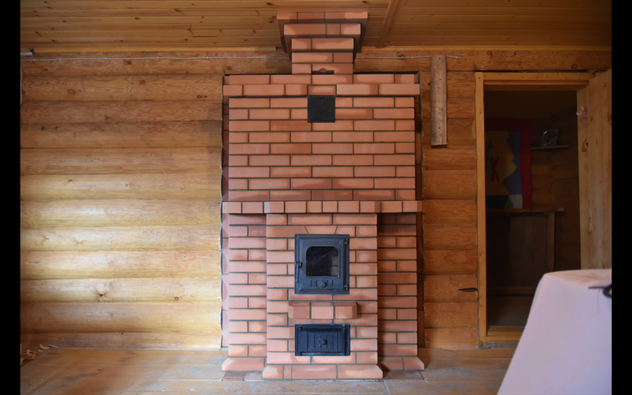 Печь с варочной поверхностью из кирпича