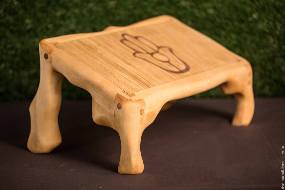 Табуретка для медитации