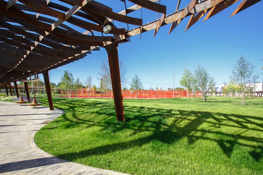 Небоскрёбы — Лима, Перу бассейны