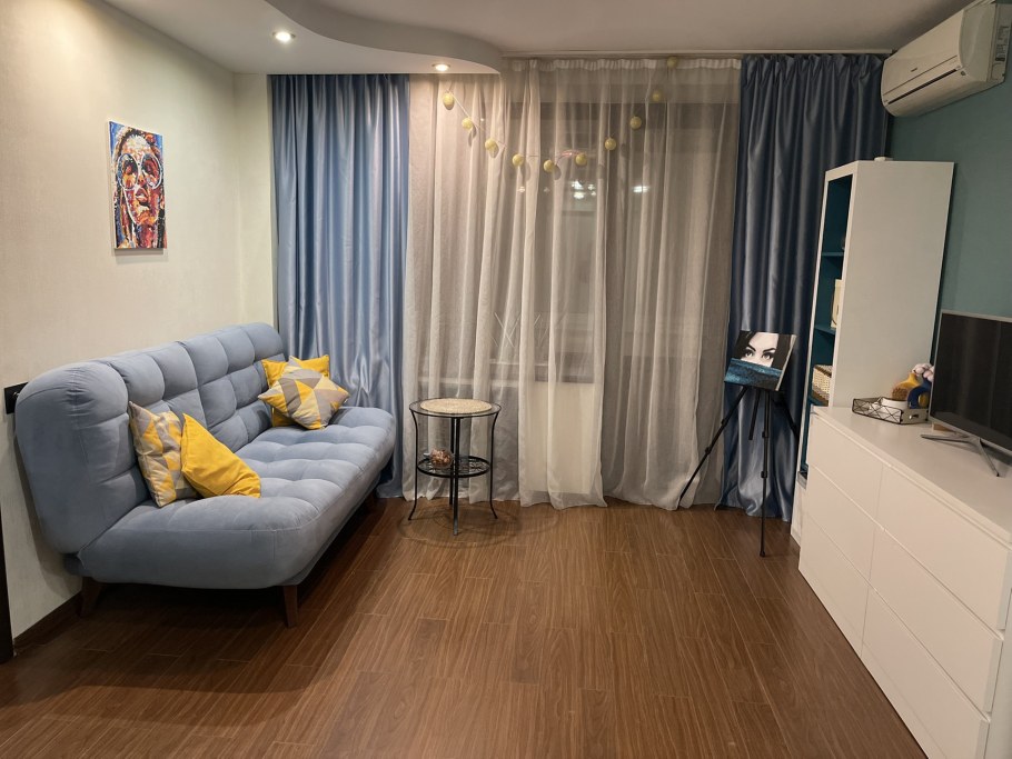 Трехкомнатная квартира Кубинка армейская