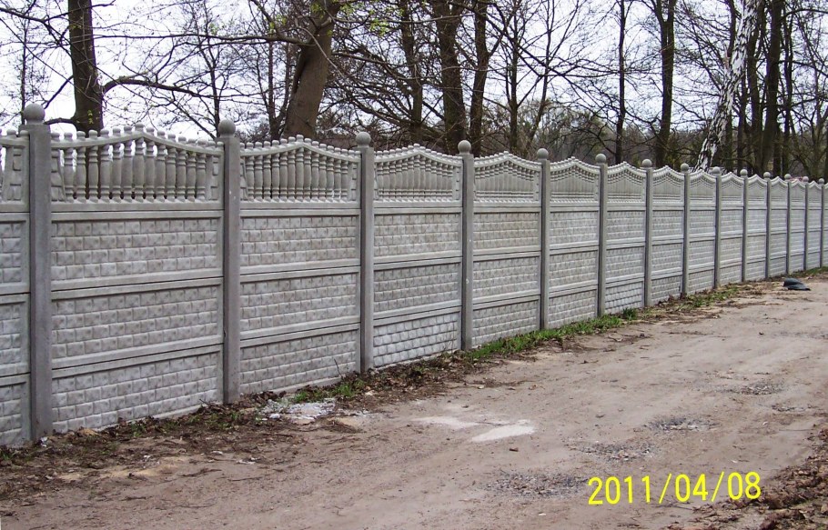 Экономный забор для дачи