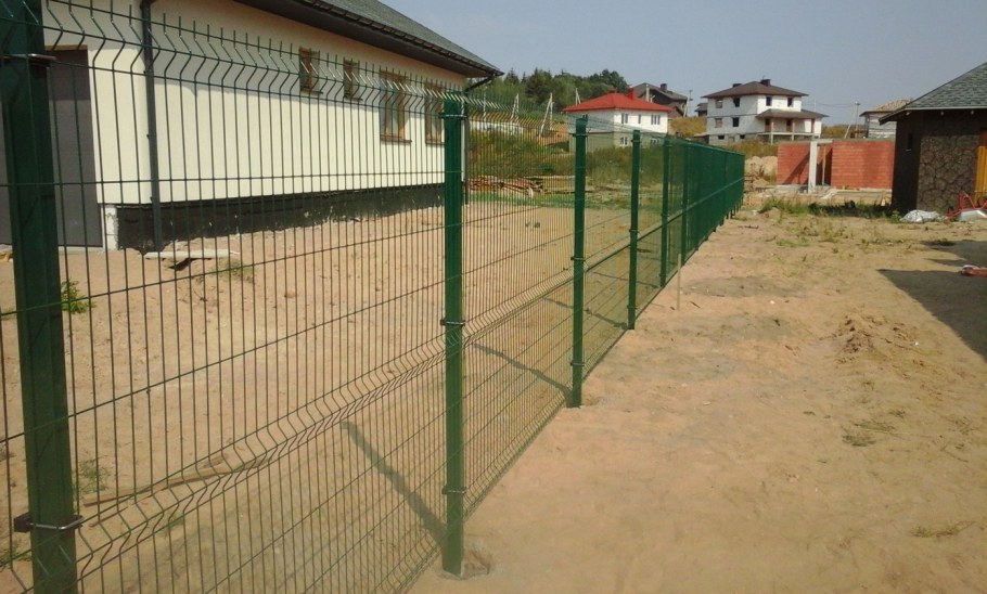 Варианты дешевого забора