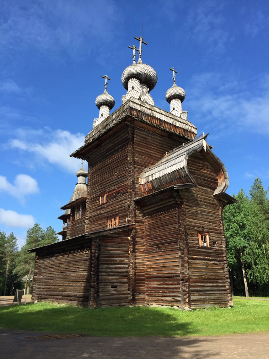 Северный дом малые Карелы