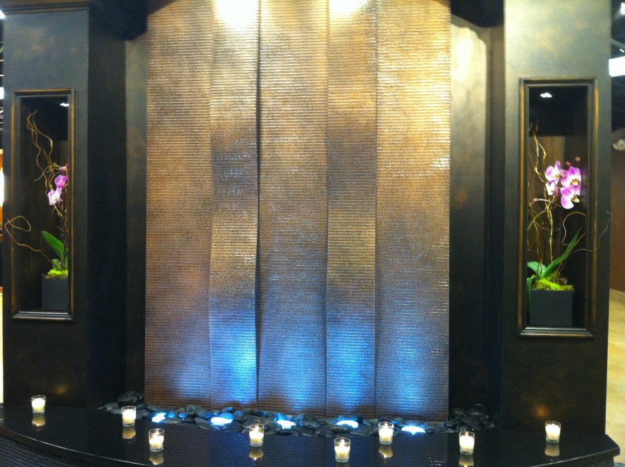 Настольный водопад по стеклу