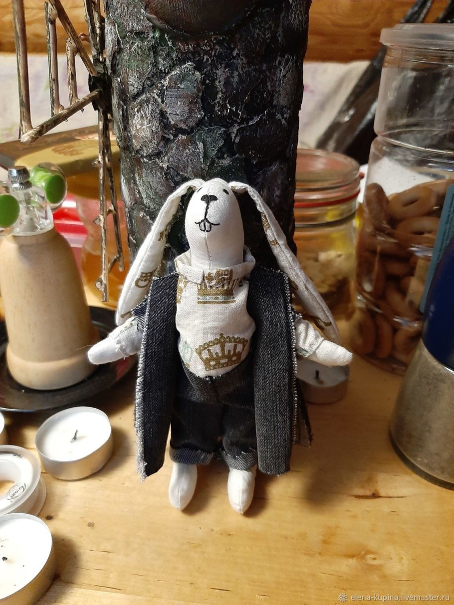 Интерьерные зайцы ручной работы