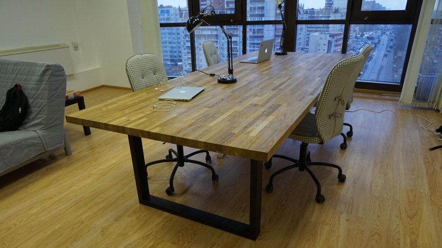 Модуль из массива дуба wm005