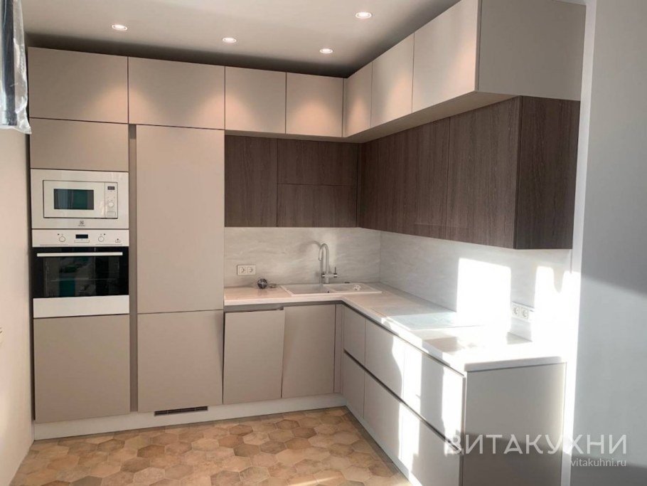 Ханна Натив кухонный двор