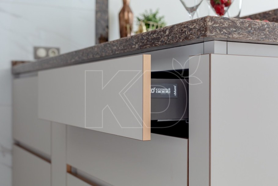 Ханна кухня стил базальт