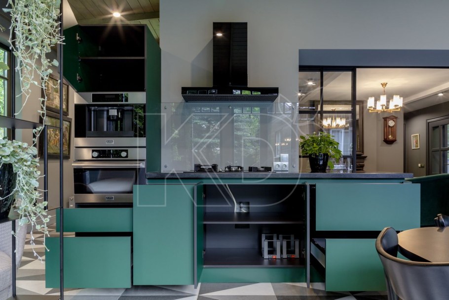 Кухня Ханна Блэк