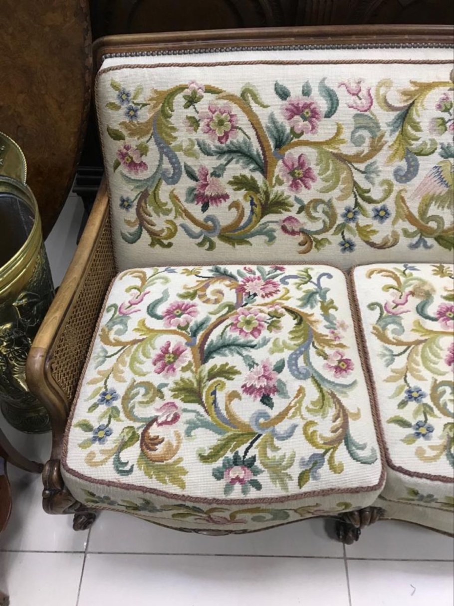 Диваны с гобеленовой обивкой