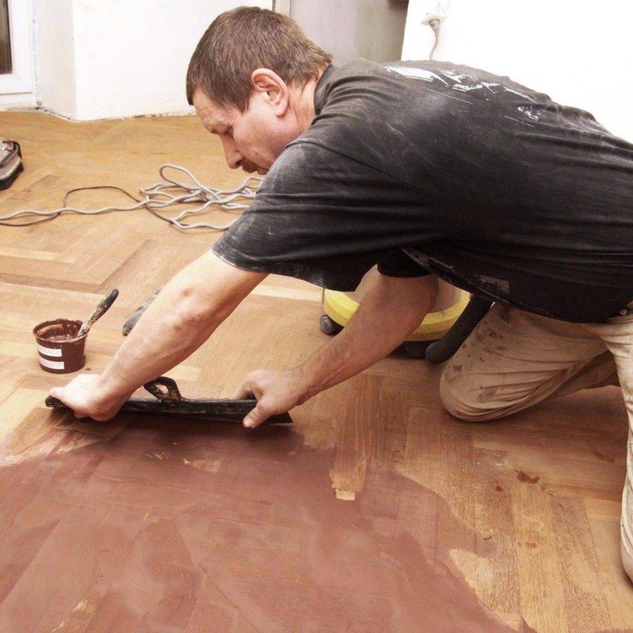 Монтаж напольных покрытий